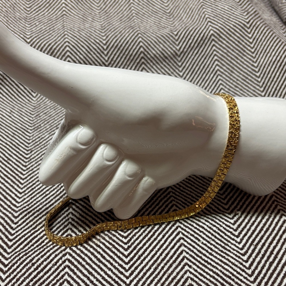 Elegant Vintage “Gold Nugget” 18” Necklace for Women